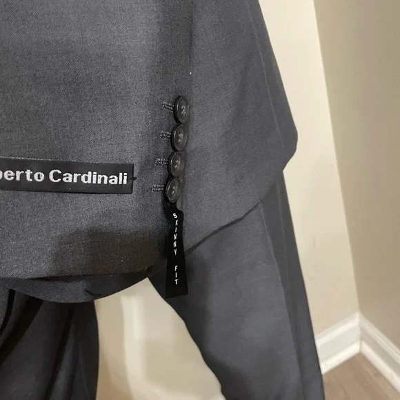 Alberto CardinaliMen's Black Suit